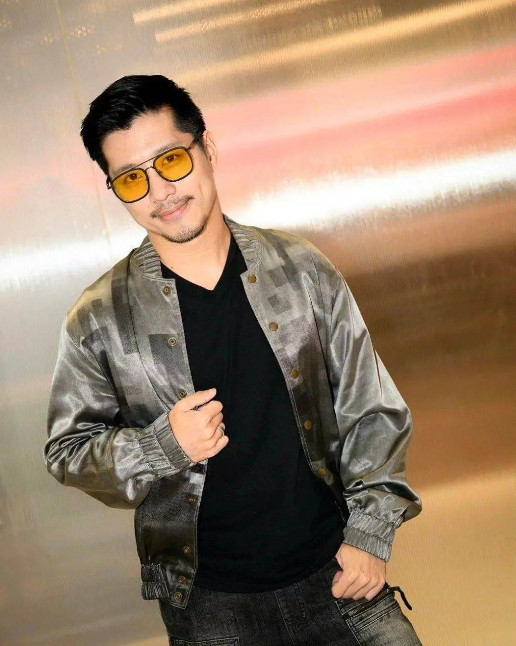 ความหล่อเข้มข้น