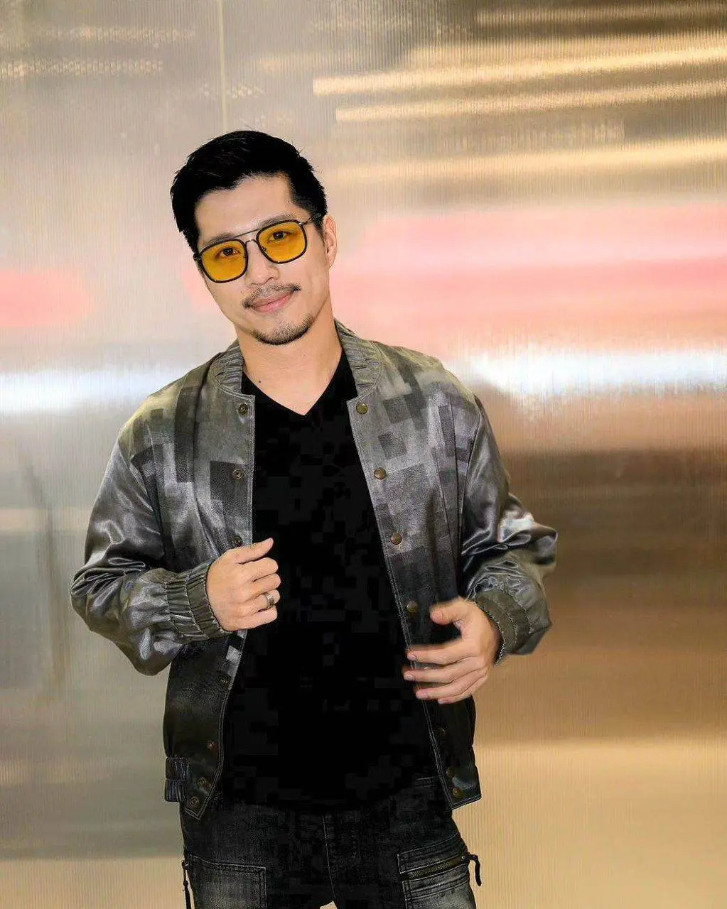 ความหล่อเข้มข้น
