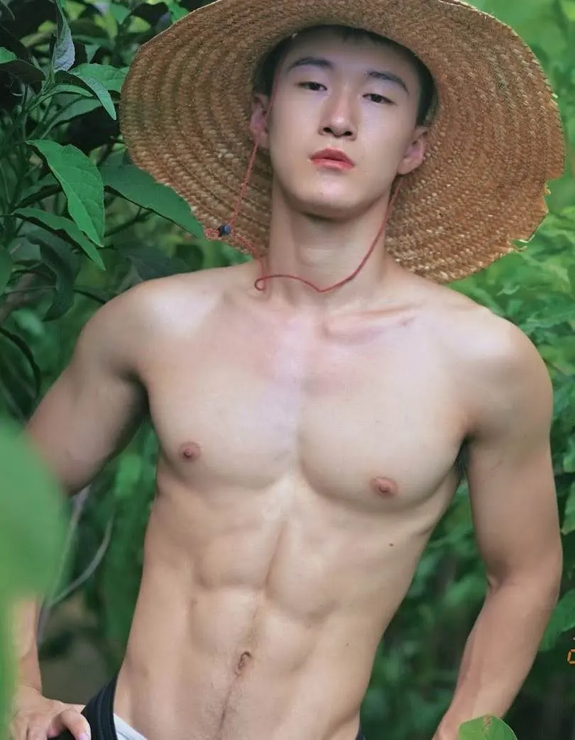 หนุ่มหล่อขึ้นปก 1191