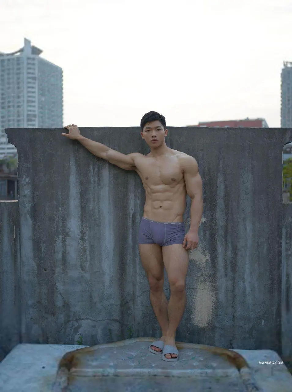 หนุ่มหล่อขึ้นปก 1193