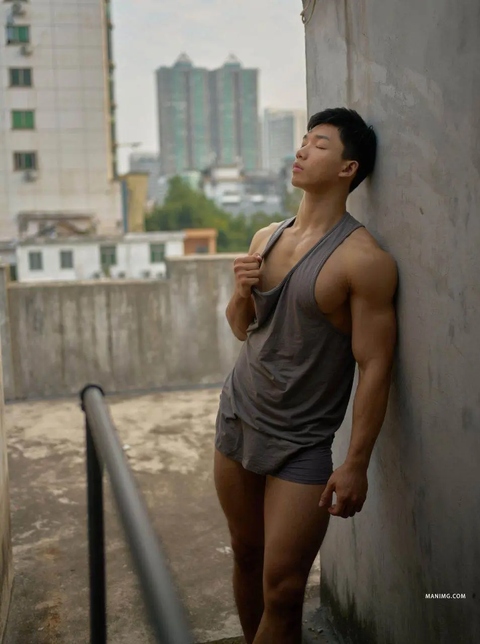 หนุ่มหล่อขึ้นปก 1193