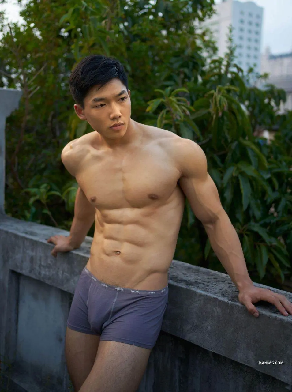 หนุ่มหล่อขึ้นปก 1193