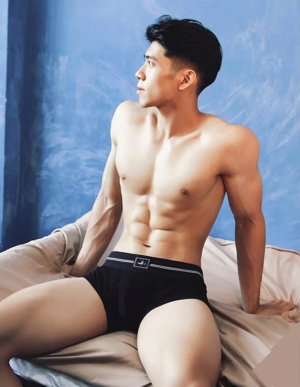 แซ่บแนบซี๊ด