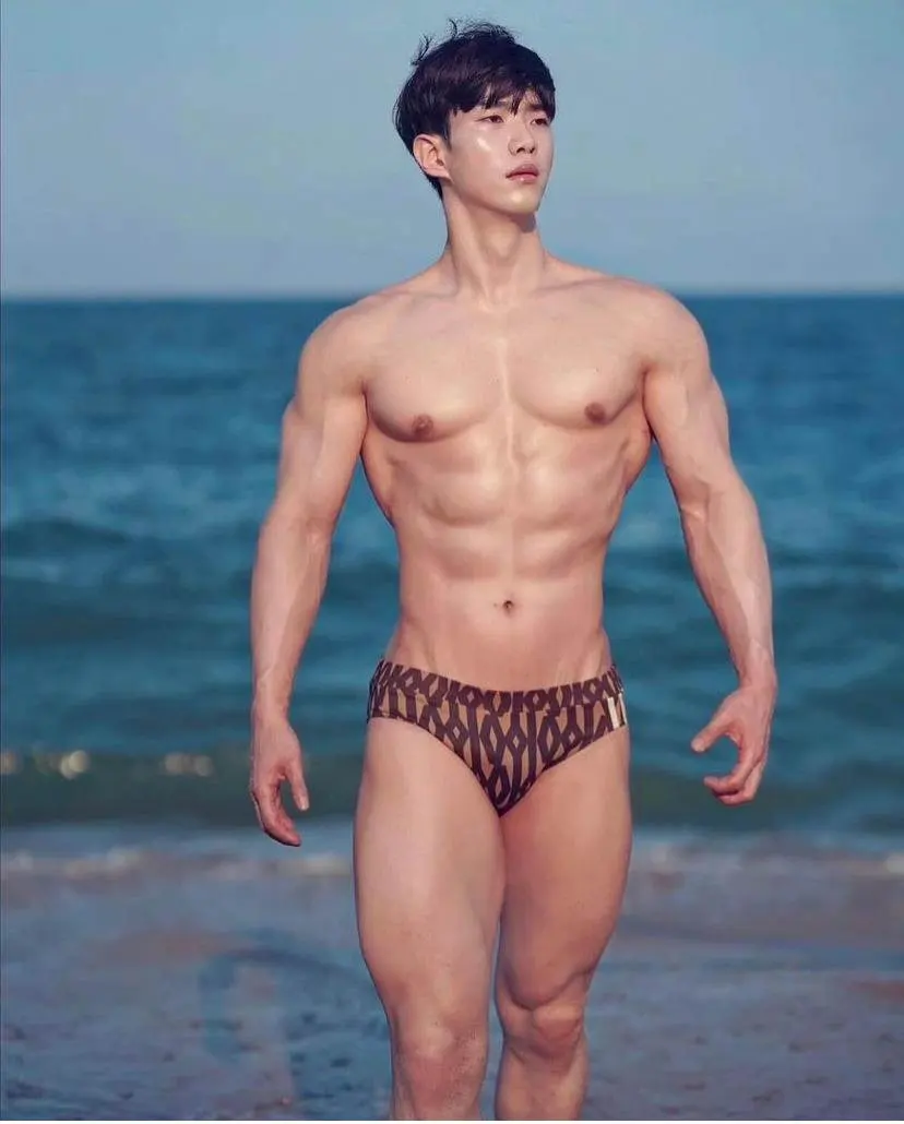 ถอดโชว์เรือนร่าง 2882