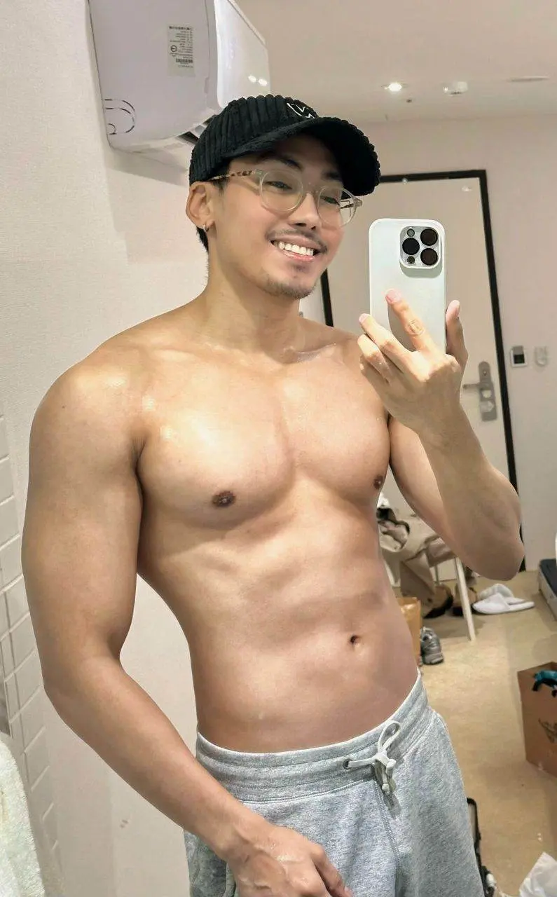 หล่อแห่งชาติ ฟิลิปปินส์ 10.10.