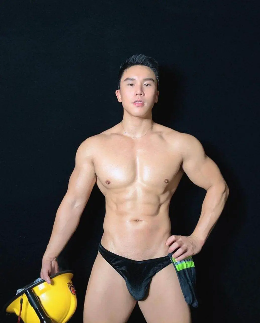 ตี๋จีน หุ่นแซ่บ.หลิวเหล่ย.