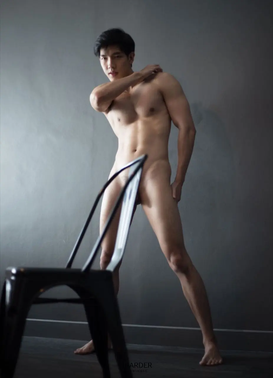 เจมส์      harder by me