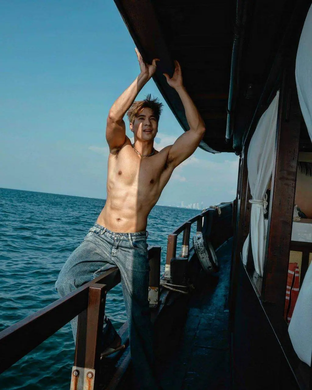 สงกรานต์น้ำแตกกกกกซ่านนน