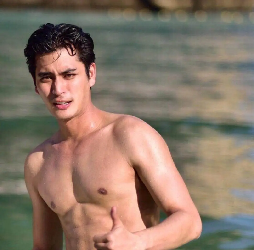 เรือนร่างสร้างน้ำ