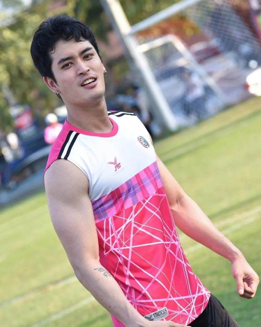 ไม่ถอดดดด
