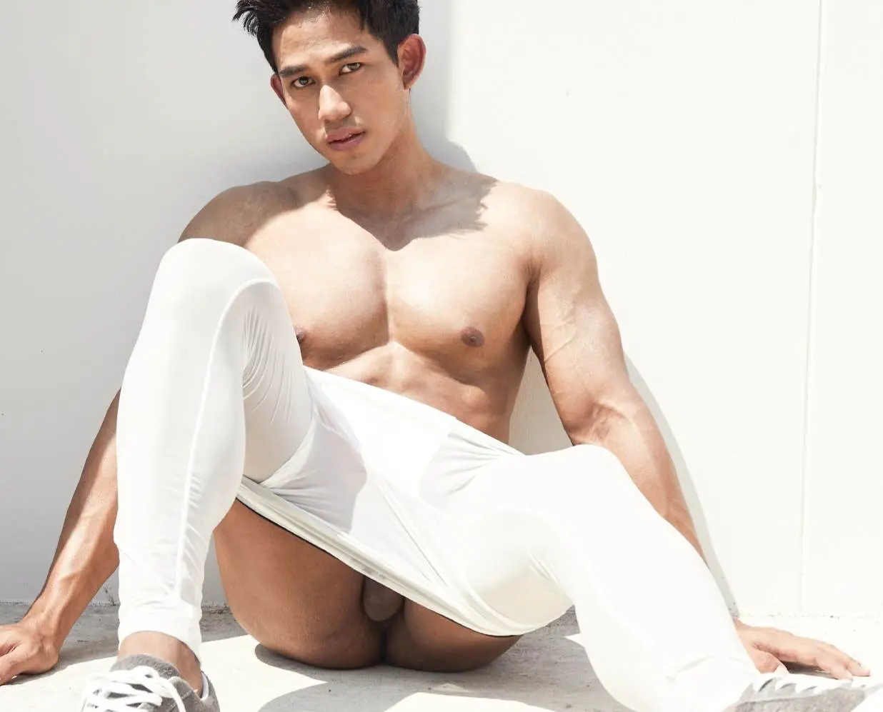 น้ำ2 ยกไหลลื่น