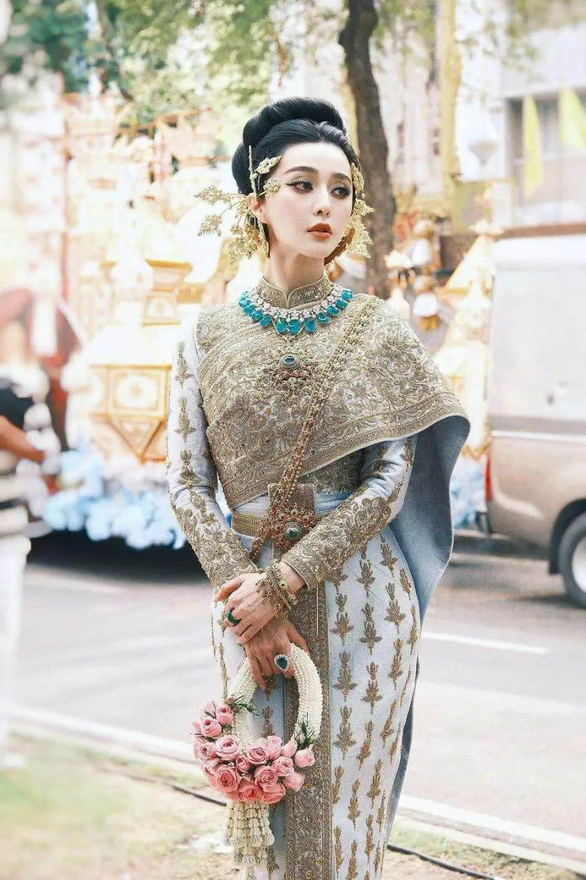 THAILAND 🇹🇭 | 'Fan Bingbing' joins the Maha Songkran procession 2024💦