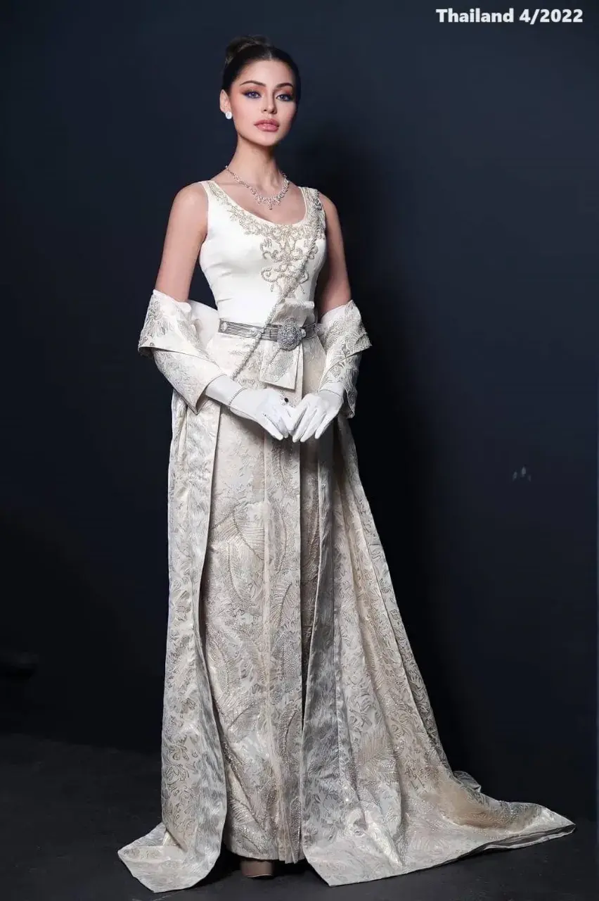 Thai Dusit National Costume by Marima 🇹🇭