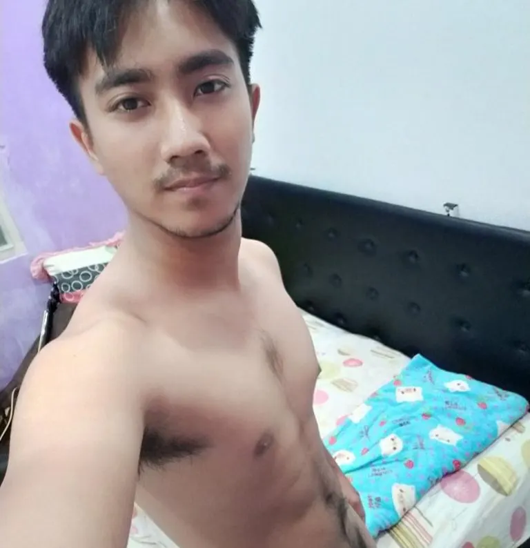 พี่หนวดเข้ม