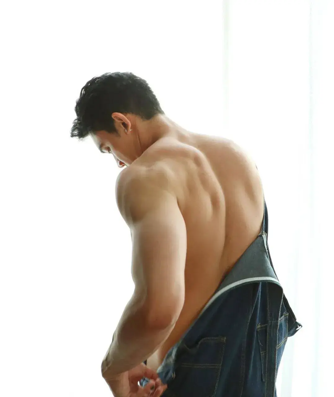 สงกรานต์สาดน้ำแตก