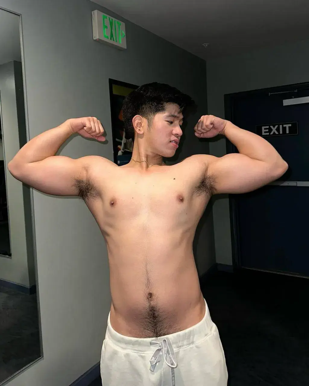 สงกรานต์สาดน้ำแตก