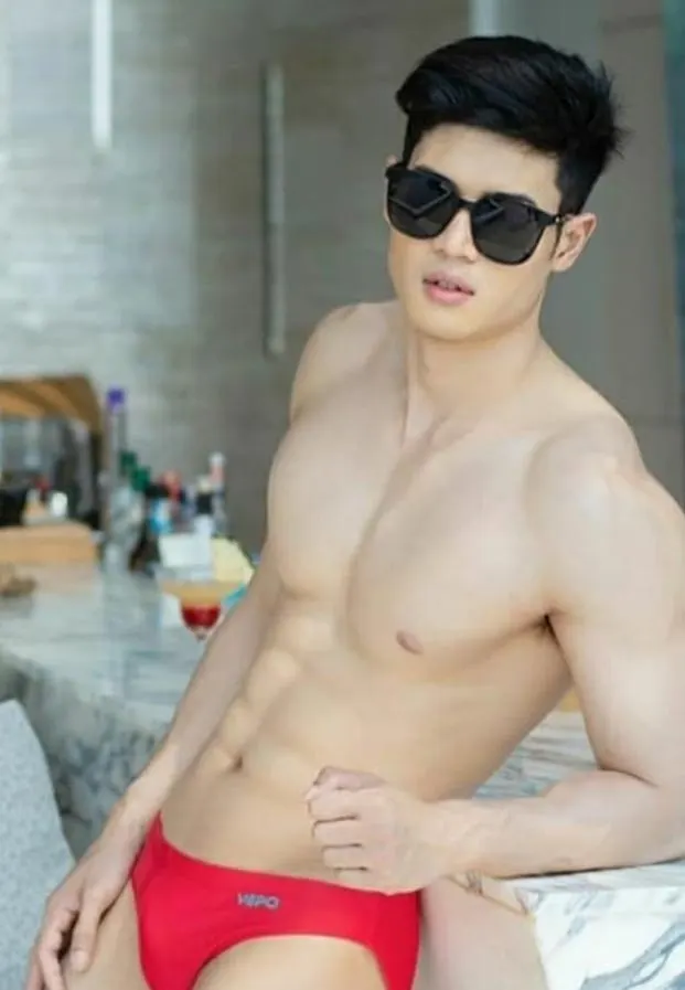 แซ่บแอบเสียว