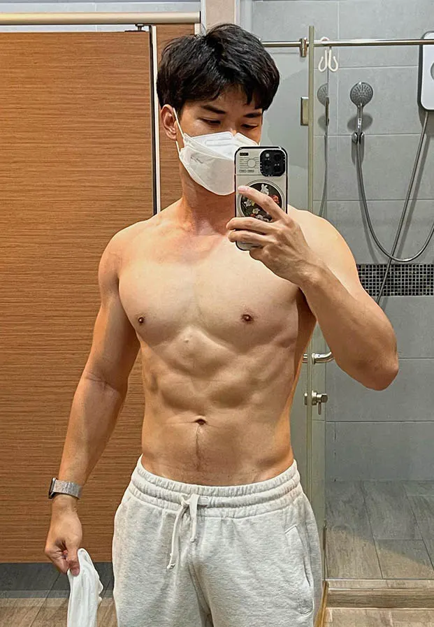 แซ่บแว่บๆ