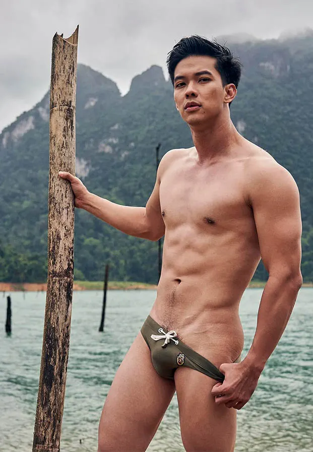 แซ่บแว่บๆ