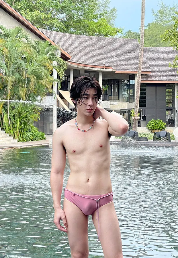 แซ่บแว่บๆ