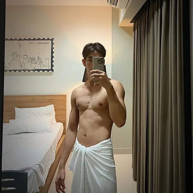 แซ่บแว่บๆ