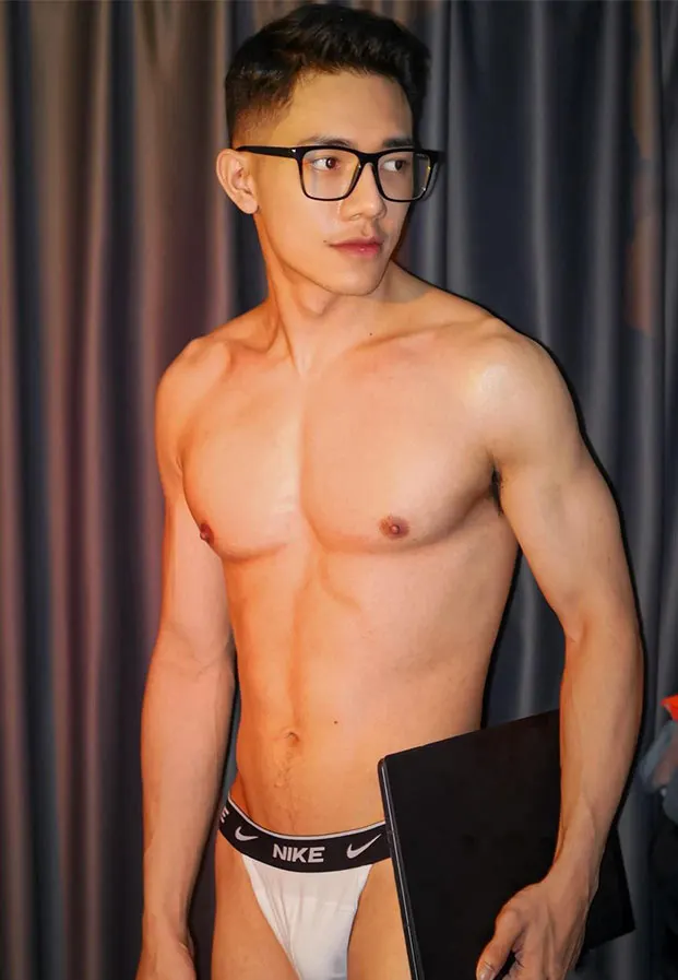 แซ่บแสบสัน