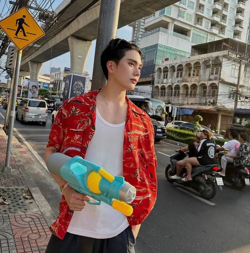 15 เมษายน 2567