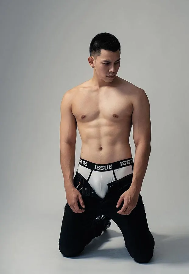 บอมเบอร์บอยส์