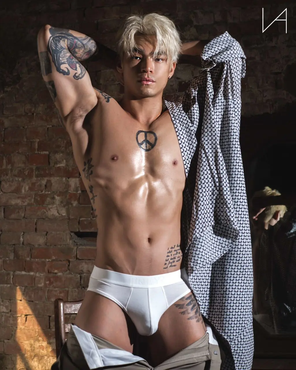 Model : xaviershih1115 and vulru0454god Photographer : vanvision photography