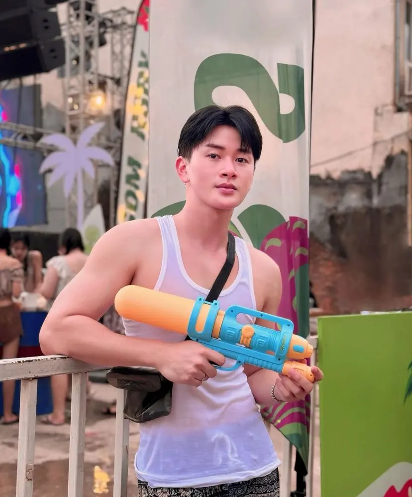 เยิ้มเยิฟ