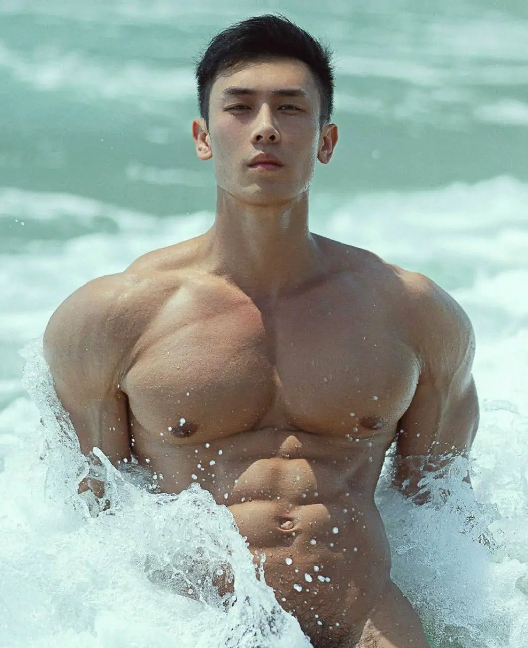 หล่อล่ำ หนุ่มจีน ..