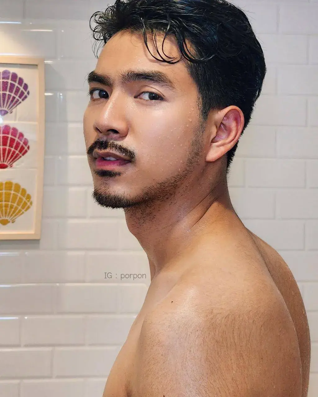 เสวหนวดผัว