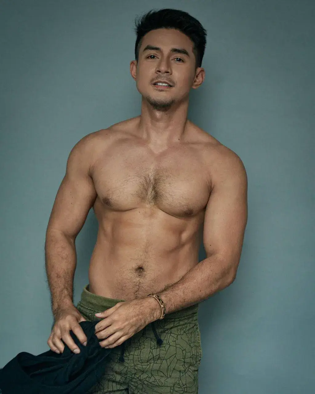 เสวหนวดผัว