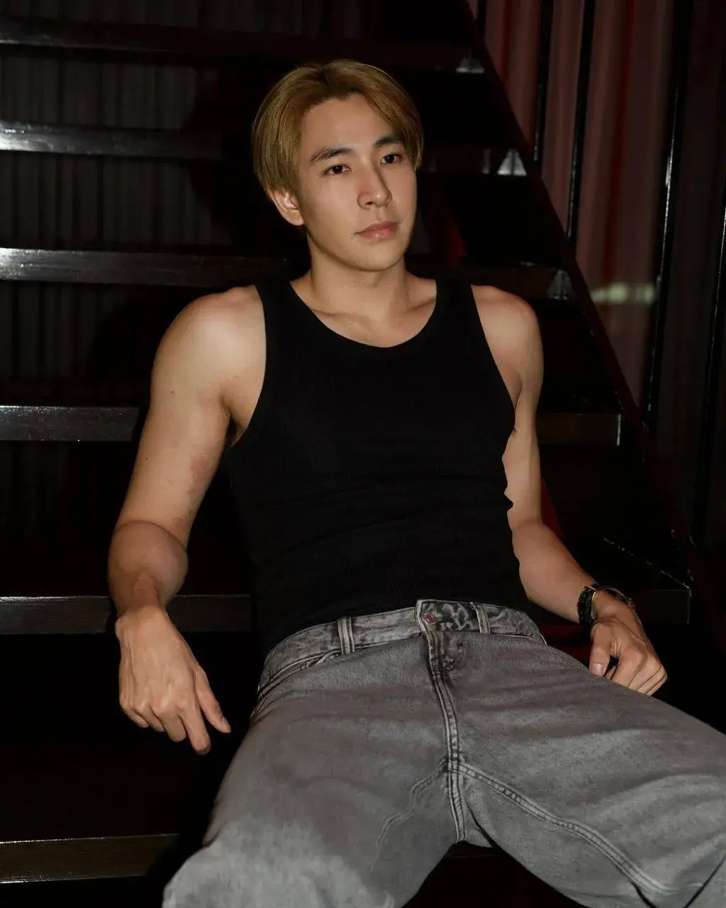 กล้ามน่ากัดมาก บรรดาสามี