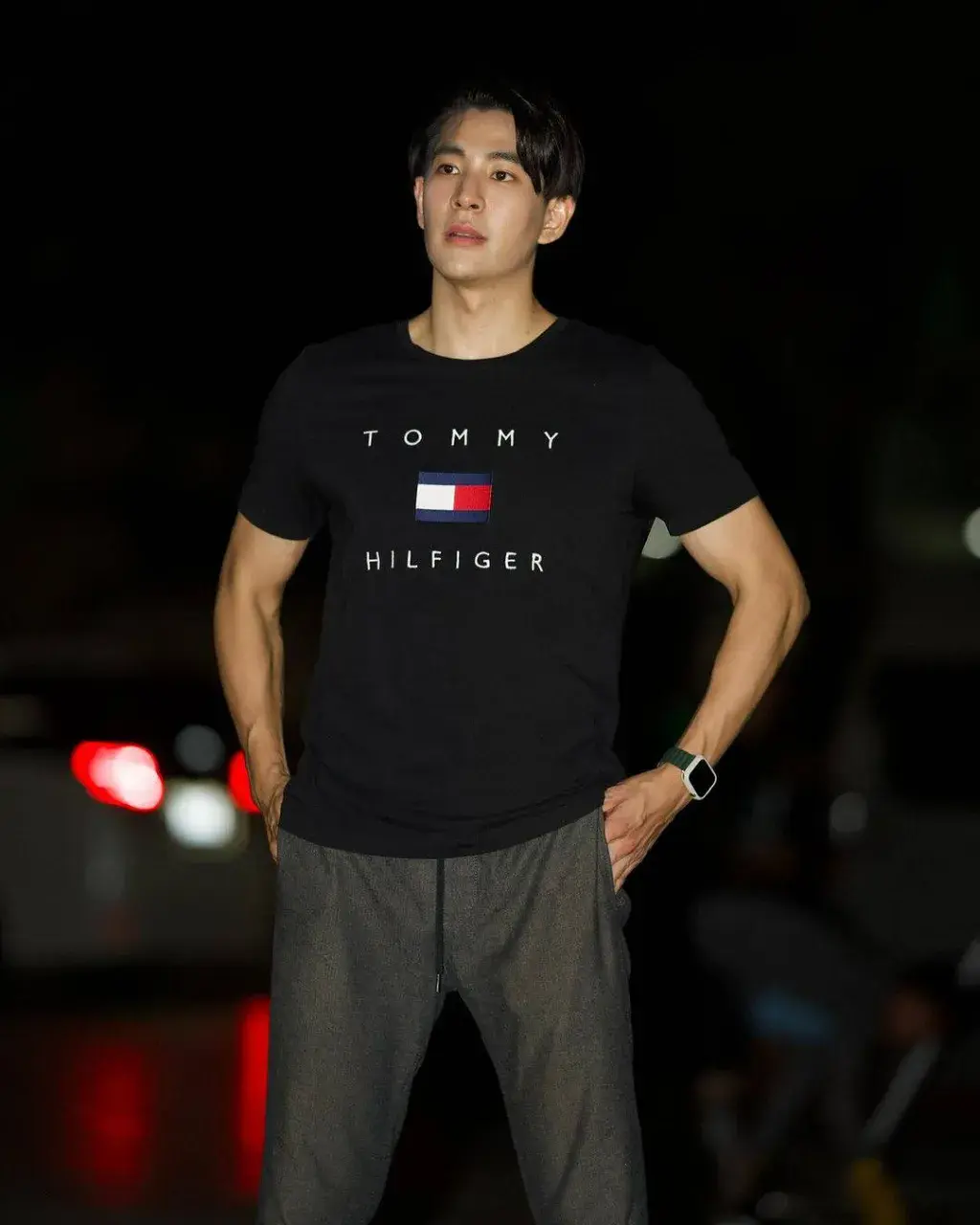กล้ามน่ากัดมาก บรรดาสามี