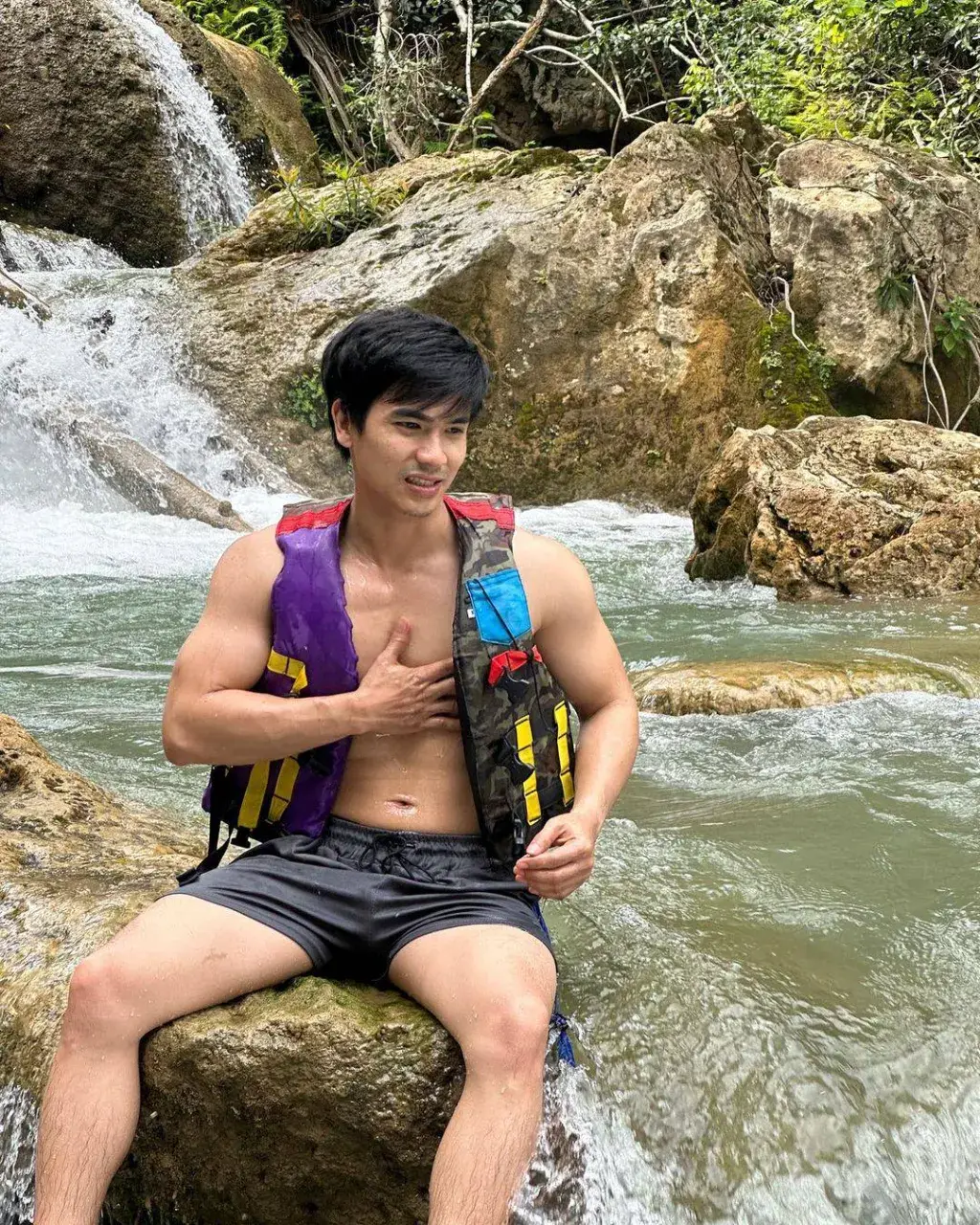 อยากโดนกระบอกล่างจัง