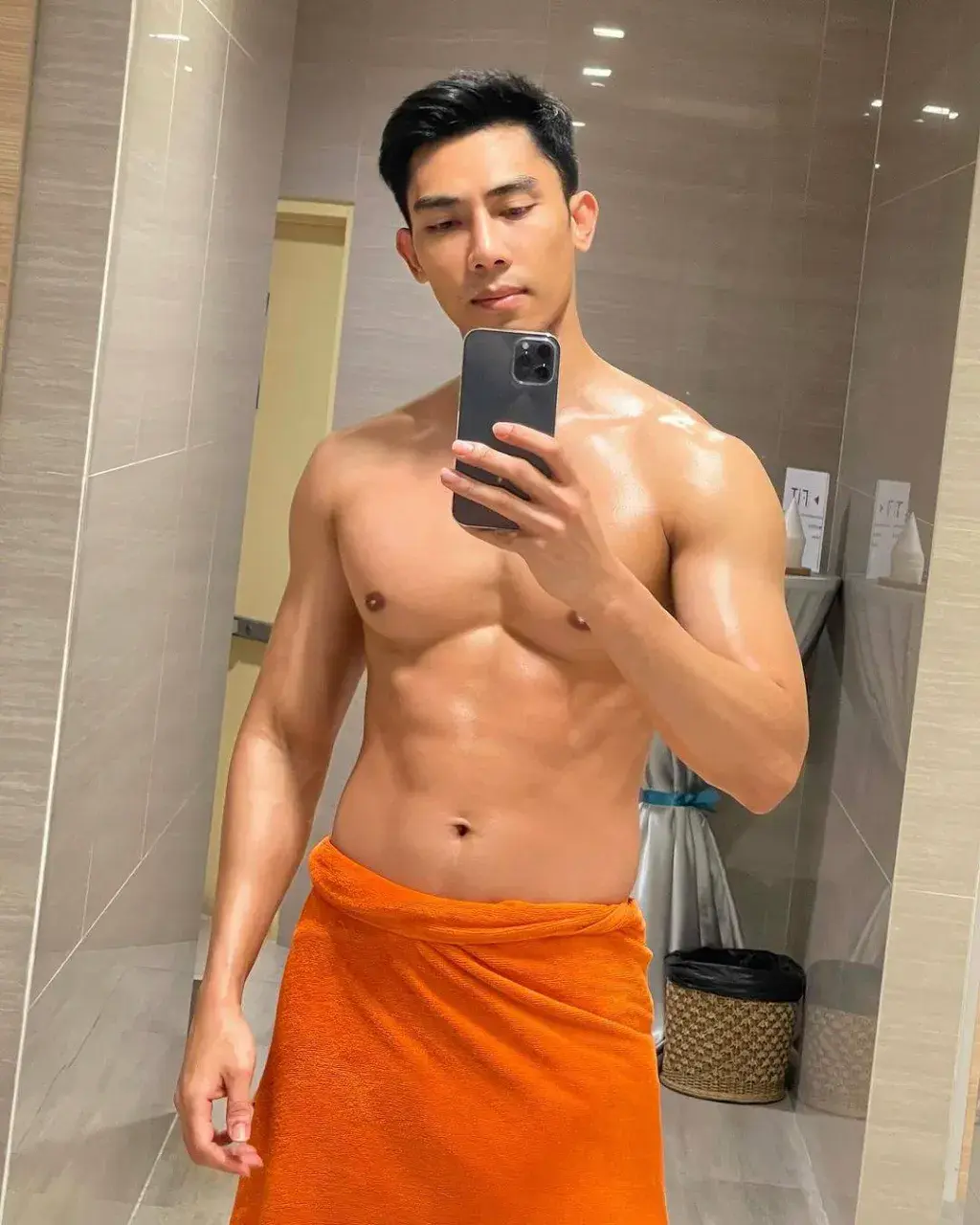 ก็มันแซ่บ