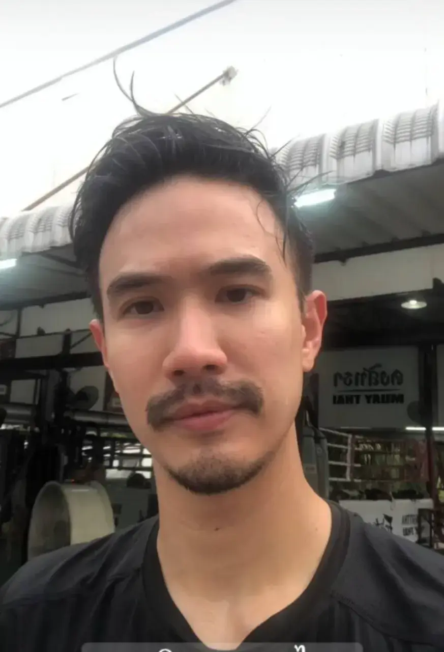 พระเอกมาดเข้ม