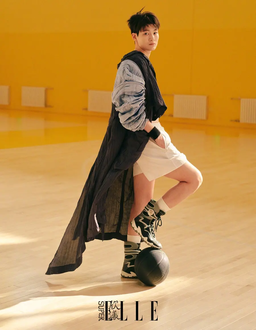 Yang Liwei @ SuperELLE China April 2024