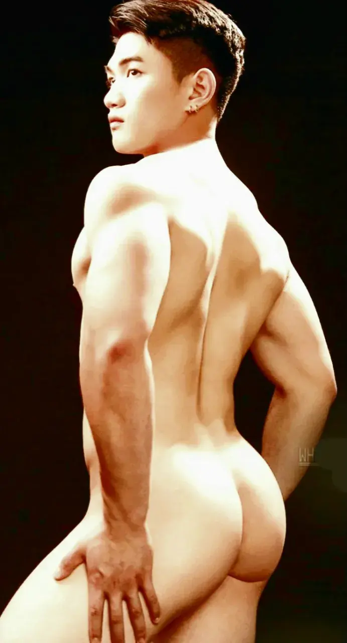 สเป็คหน้าเซ็กส์หุ่นเอ็กซ์อกซี๊ดหลังฟิตจัดเลย