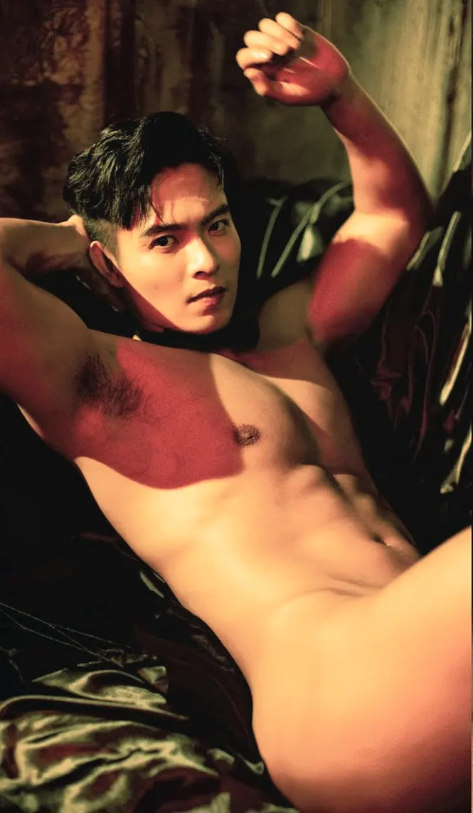 สเป็คหน้าเซ็กส์หุ่นเอ็กซ์อกซี๊ดหลังฟิตจัดเลย