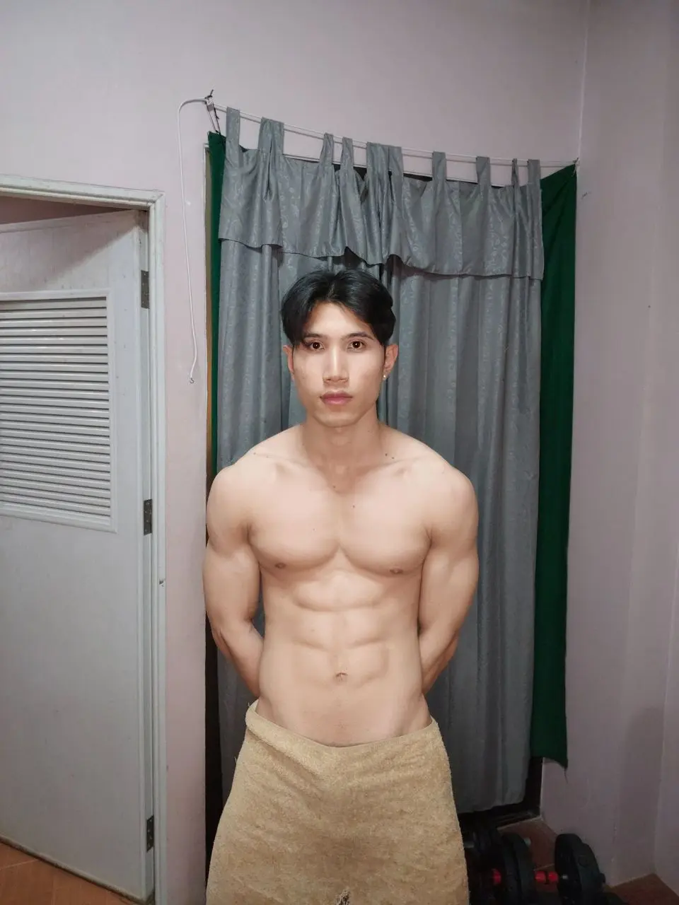 อากาศร้อนๆ ก็ต้องอาบน้ำครับ