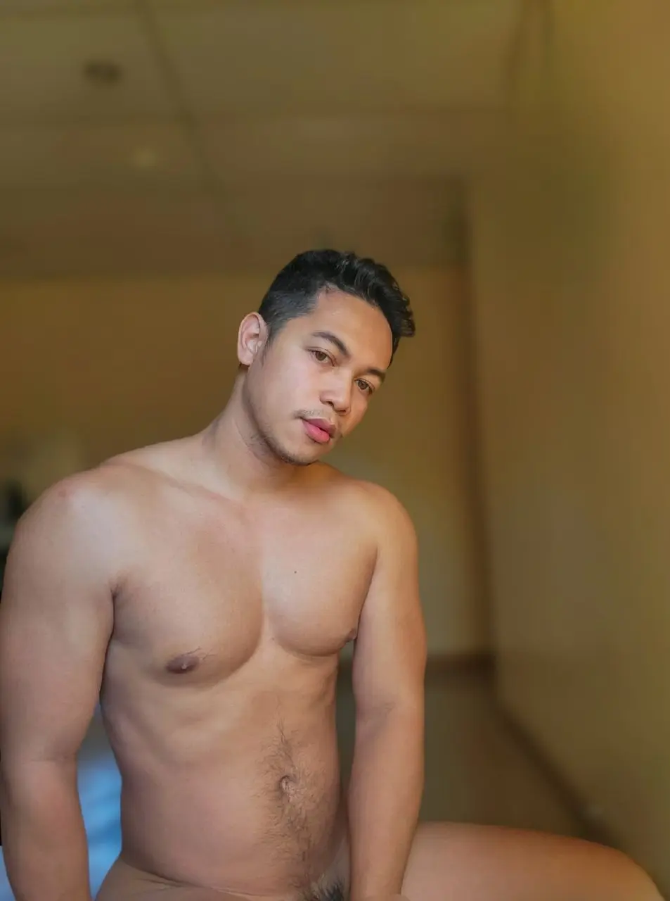 หล่อล่ำหมี หนุ่มฟิลิปปินส์