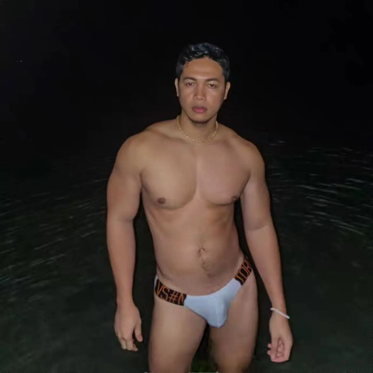 หล่อล่ำหมี หนุ่มฟิลิปปินส์