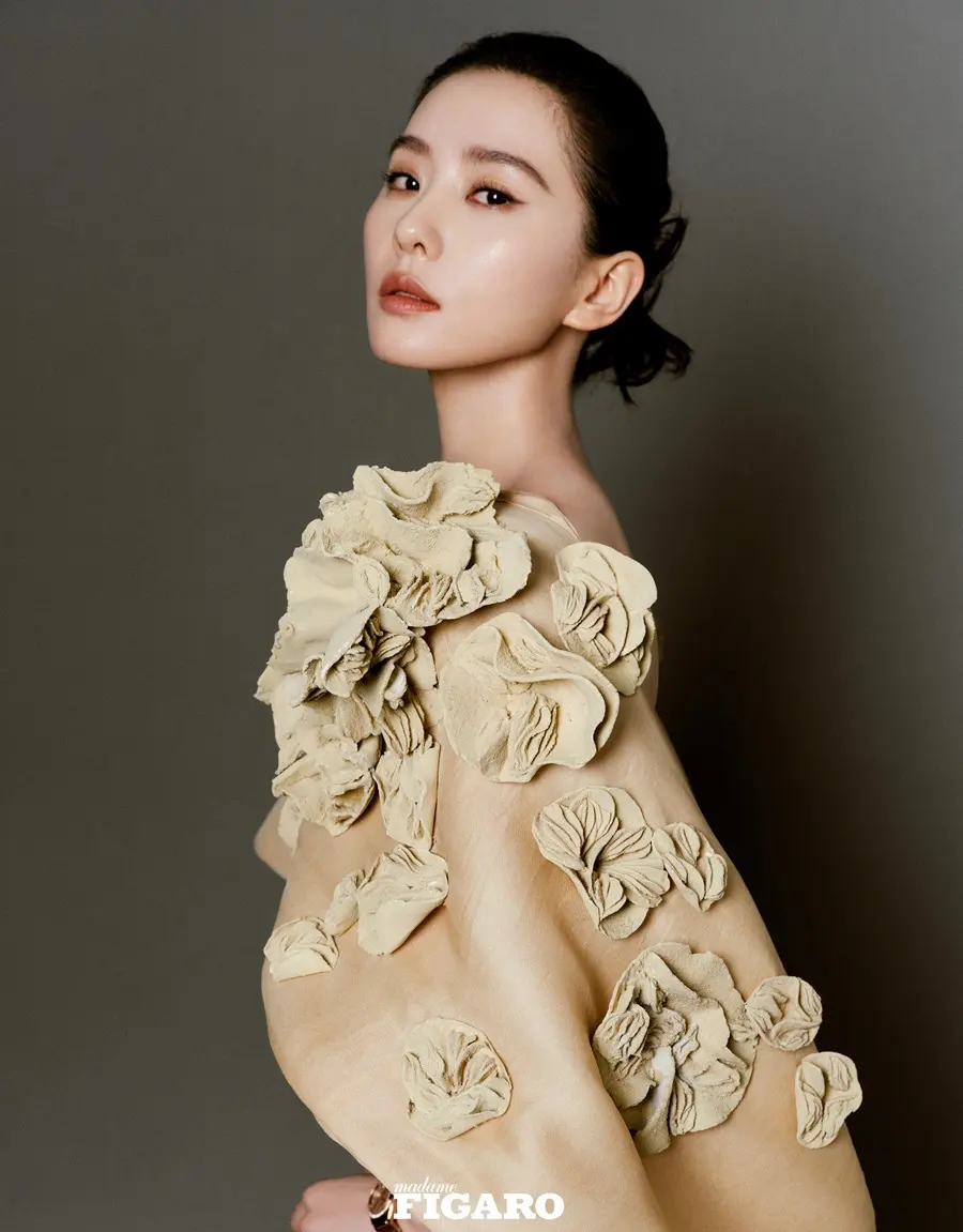 Liu Shishi @ madame FIGARO China April 2024