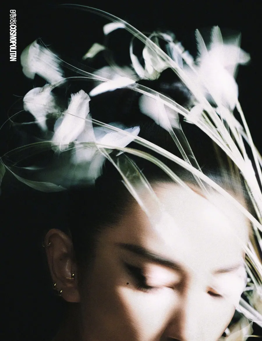 Li Bingbing & Zhou Ye @ Cosmopolitan China April 2024