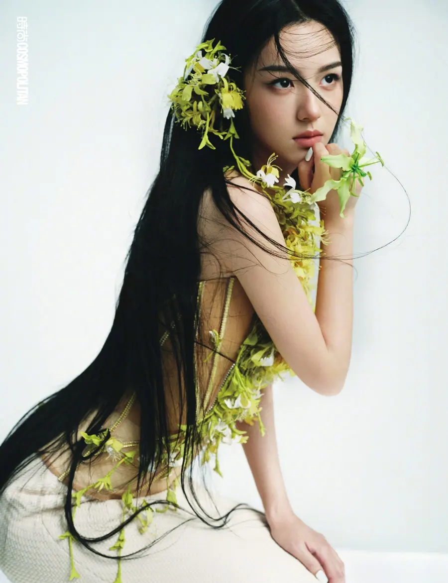 Li Bingbing & Zhou Ye @ Cosmopolitan China April 2024
