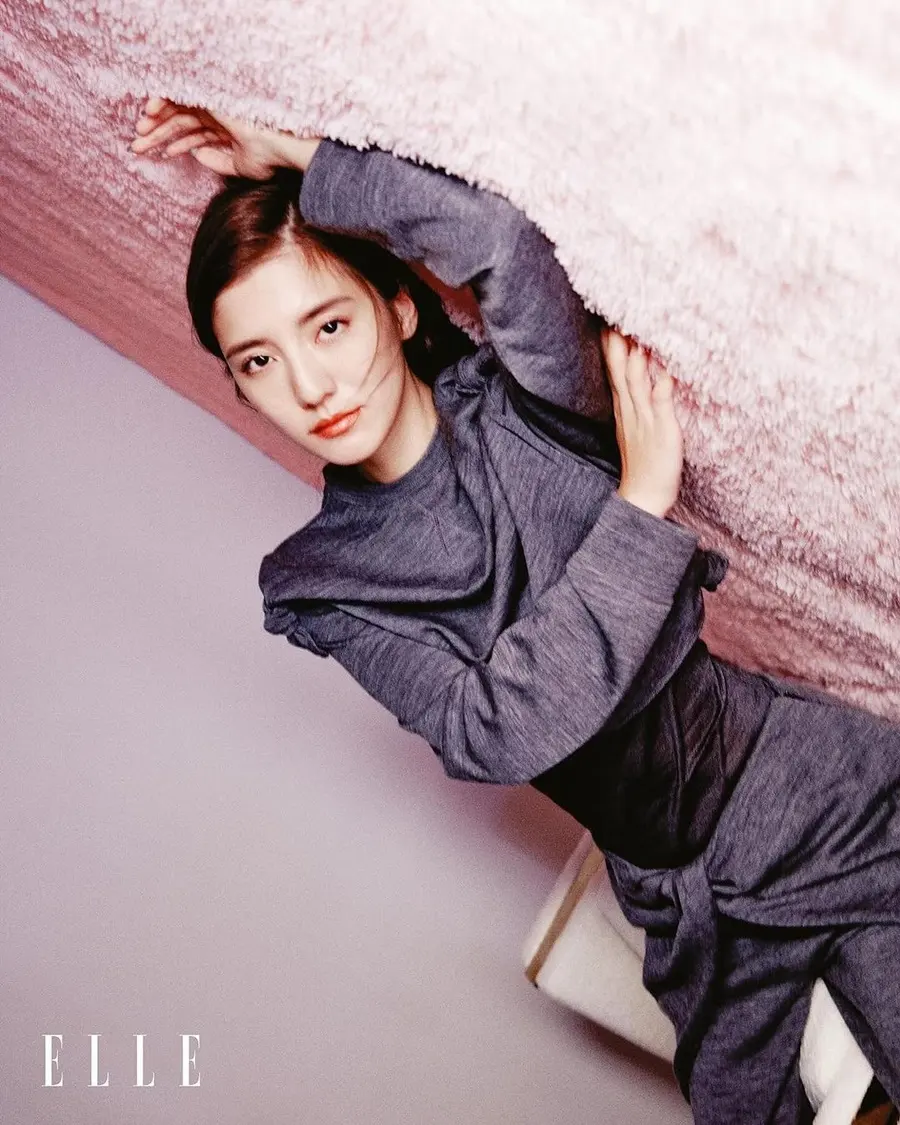 Karena Ng @ ELLE HK April 2024