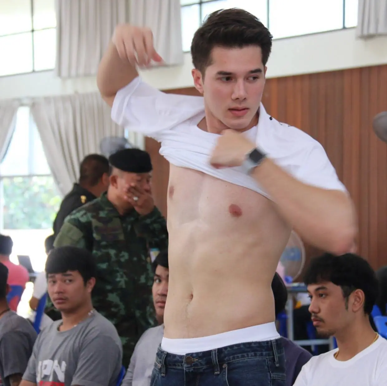 พลังความผัว1000เม็ด