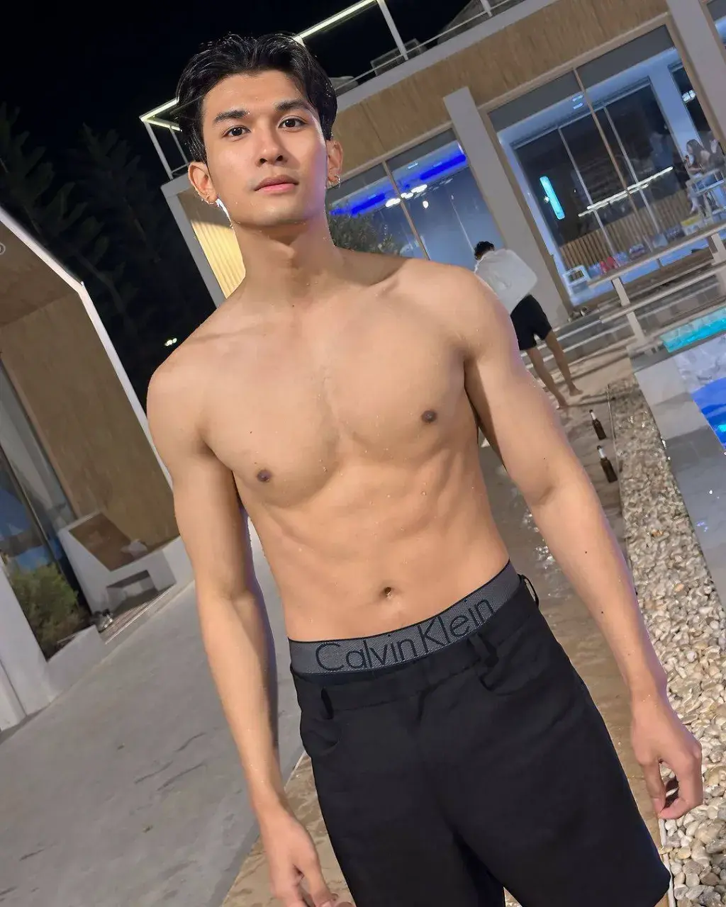 ท่อน้ำแตกแน่